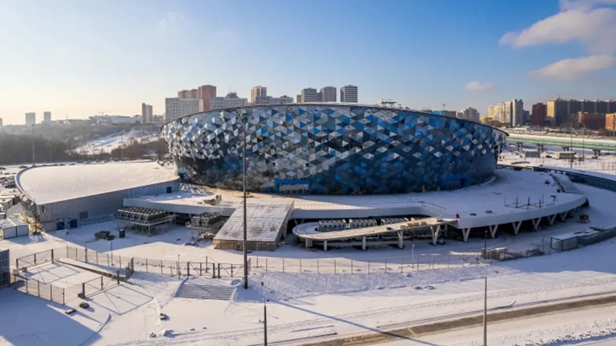 Многофункциональная ледовая арена «Сибирь-Арена»